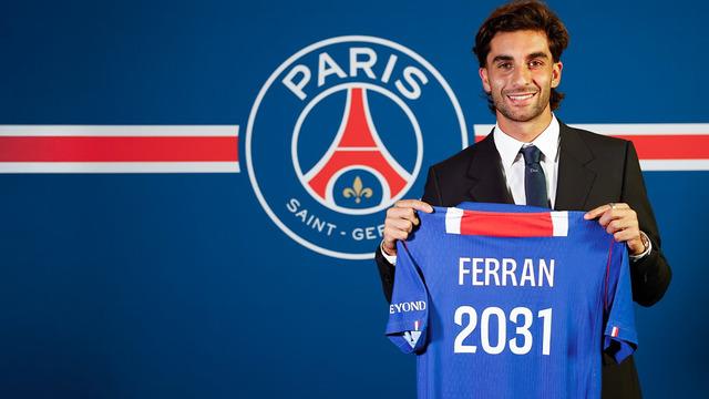 Avrupa'nın Gözdesi Ferran Torres, PSG ile Anlaştı: Yılın Transferi Rekoru Kırıldı