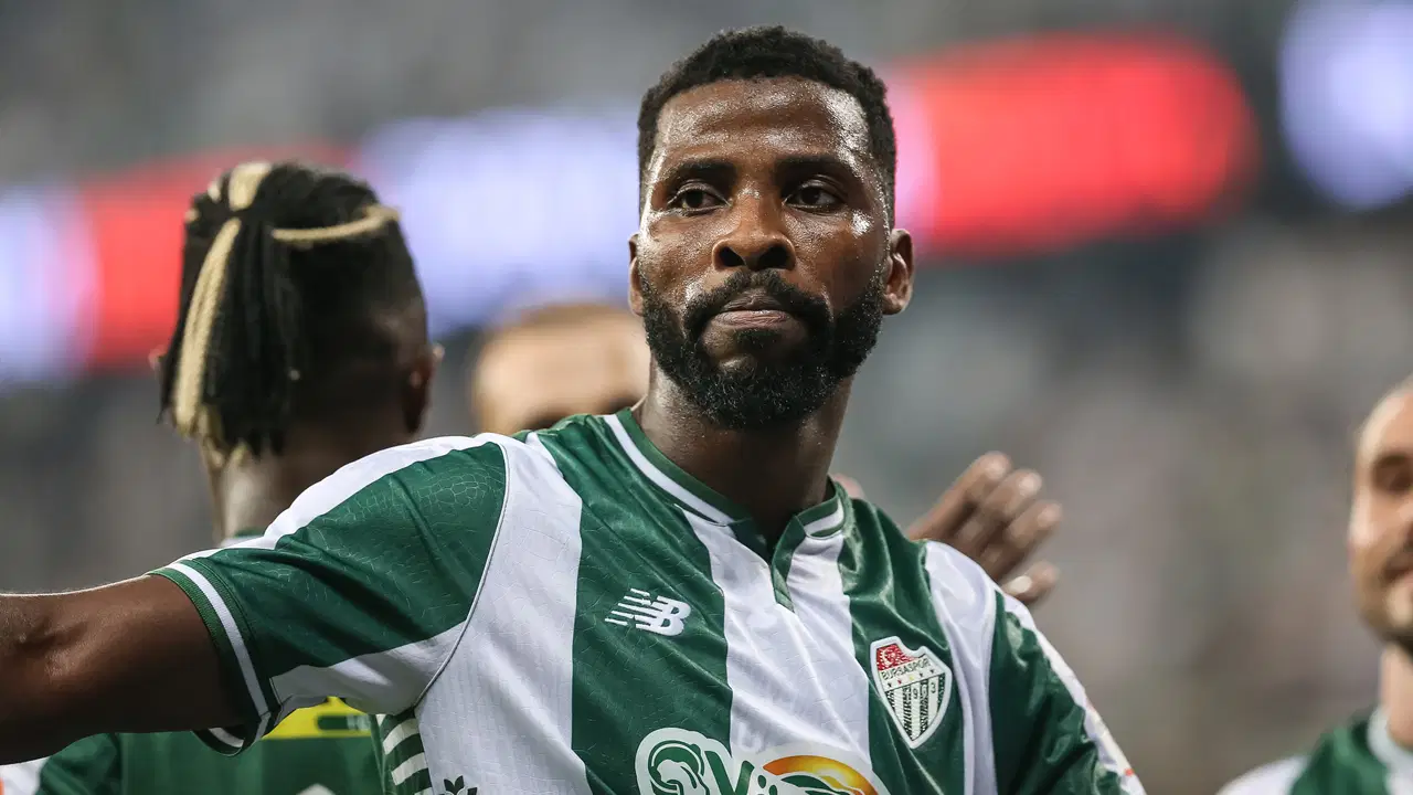 İheanacho'nun golleriyle Bursaspor, Manisa FK deplasmanında zaferle döndü