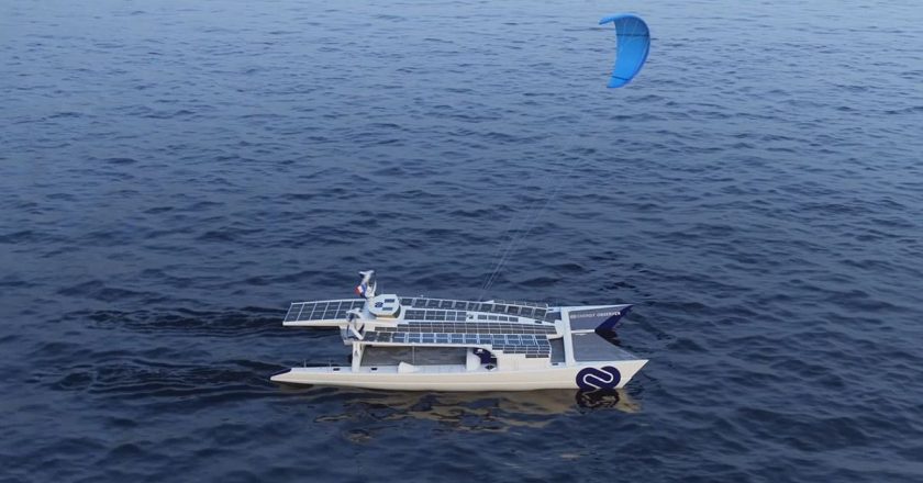 Yüzde 100 yenilenebilir enerji kullanan Energy Observer teknesi dünya turuna çıkacak