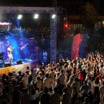 Aydın Büyükşehir Belediyesi ve Kuşadası Belediyesi ortaklaşa düzenledikleri yaz konserleriyle vatandaşları kültür ve sanat etkinlikleriyle buluşturmaya devam ediyor – KÜLTÜR SANAT