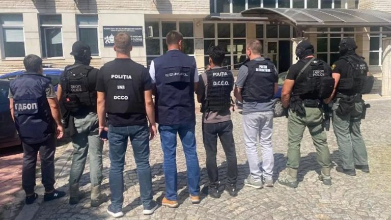 Bulgaristan'da göçmen taciri çetesine baskın düzenlendi: 8 kişi tutuklandı