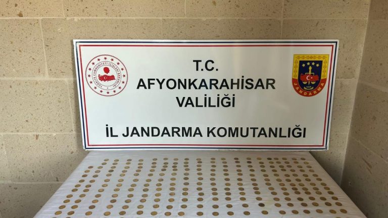 Afyonkarahisar'da 299 madeni para ele geçirildi