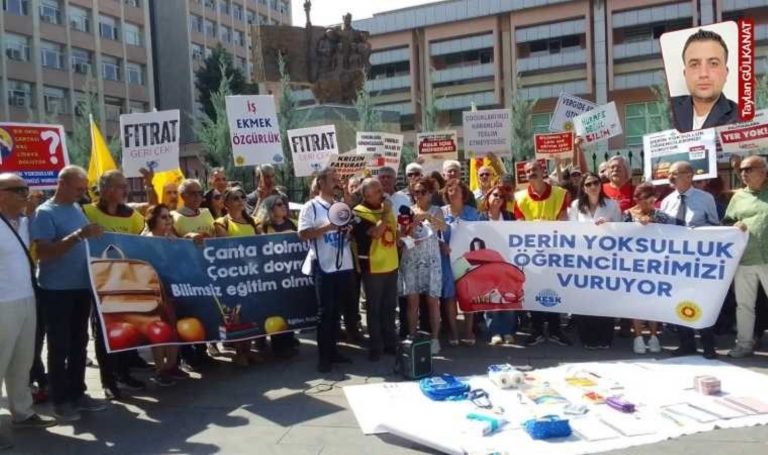 Eğitim Sen, okul maliyetlerindeki artışa dikkat çekmek için Milli Eğitim Bakanlığı önünde konuştu – Son Dakika Eğitim Haberleri