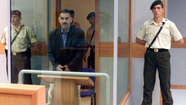 DEM Partisi: “Öcalan’la görüşmeye yanıt yok”