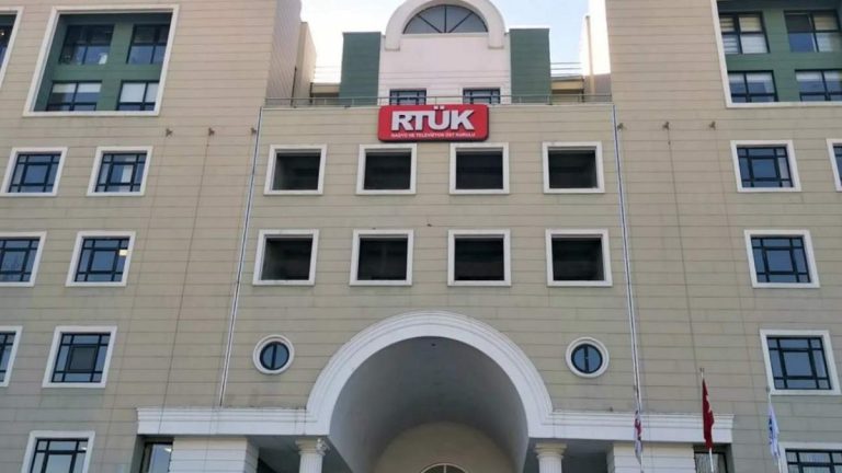 ‘İmamoglu’ RTUK’tan Kanallara Ceza | Euronews