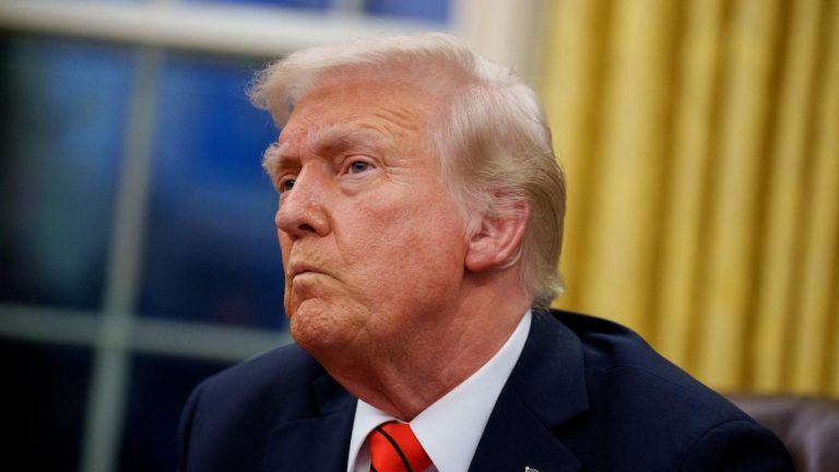 Trump, Amerikalıların oranlardan kaçınmak için artık araba satın almak zorunda olmadığını söyledi