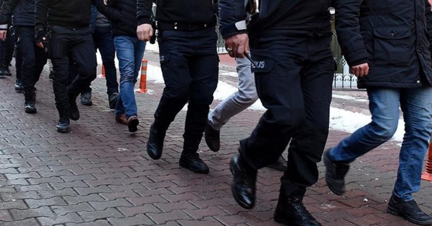 İzmir merkezli 5 ilde Fetö Operasyonu: Birçok gözaltı! – Türkiye haberlerini kırmak
