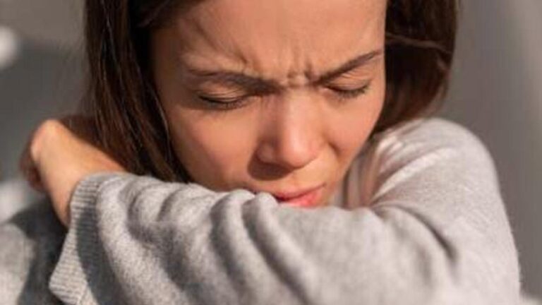 Uzman Uyardı: Kabin Öksürüğü ve Seyahat Hastalığı Artıyor