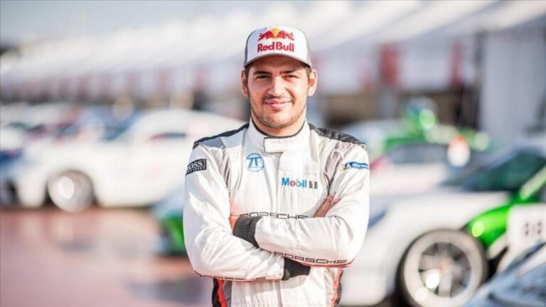 Ayhancan Güven, DTM yarışında birinci oldu