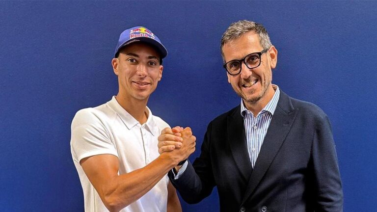 Milli motosikletçi Toprak Razgatlıoğlu, 2026 MotoGP’de yarışacak!