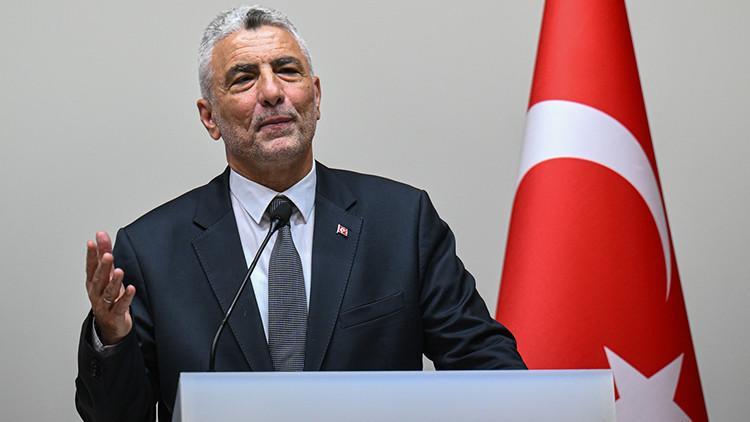 Bakan Bolat: İhracatla büyüyen Türkiye çalışmalarımızı sürdüreceğiz