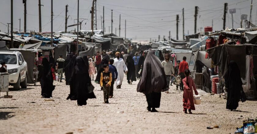 IŞİD üyesi olduğu öne sürülen Fransız vatandaşları Irak’a gönderildi