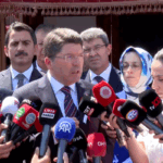 Özgür Özel’in ‘ikili hukuk’ eleştirisine Bakan Tunç’tan yanıt! Soruşturmaları işaret etti: “Herkes delilleri öğrenecek”