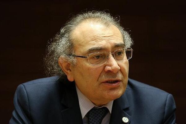Rektörün paylaşımı ortalığı karıştırdı! Tepkiler üzerine açıklama yaptı: ‘Yanlış anlaşıldım’