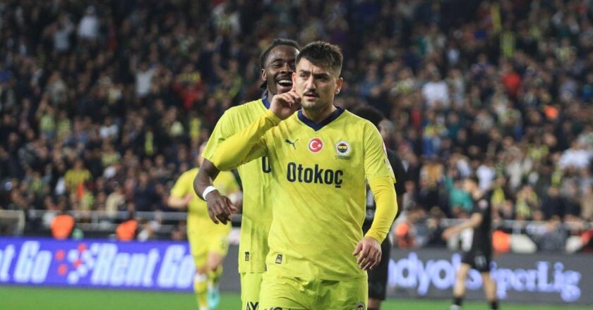 Ve Cengiz Ünder Beşiktaş’ta! Fenerbahçe resmen açıkladı…
