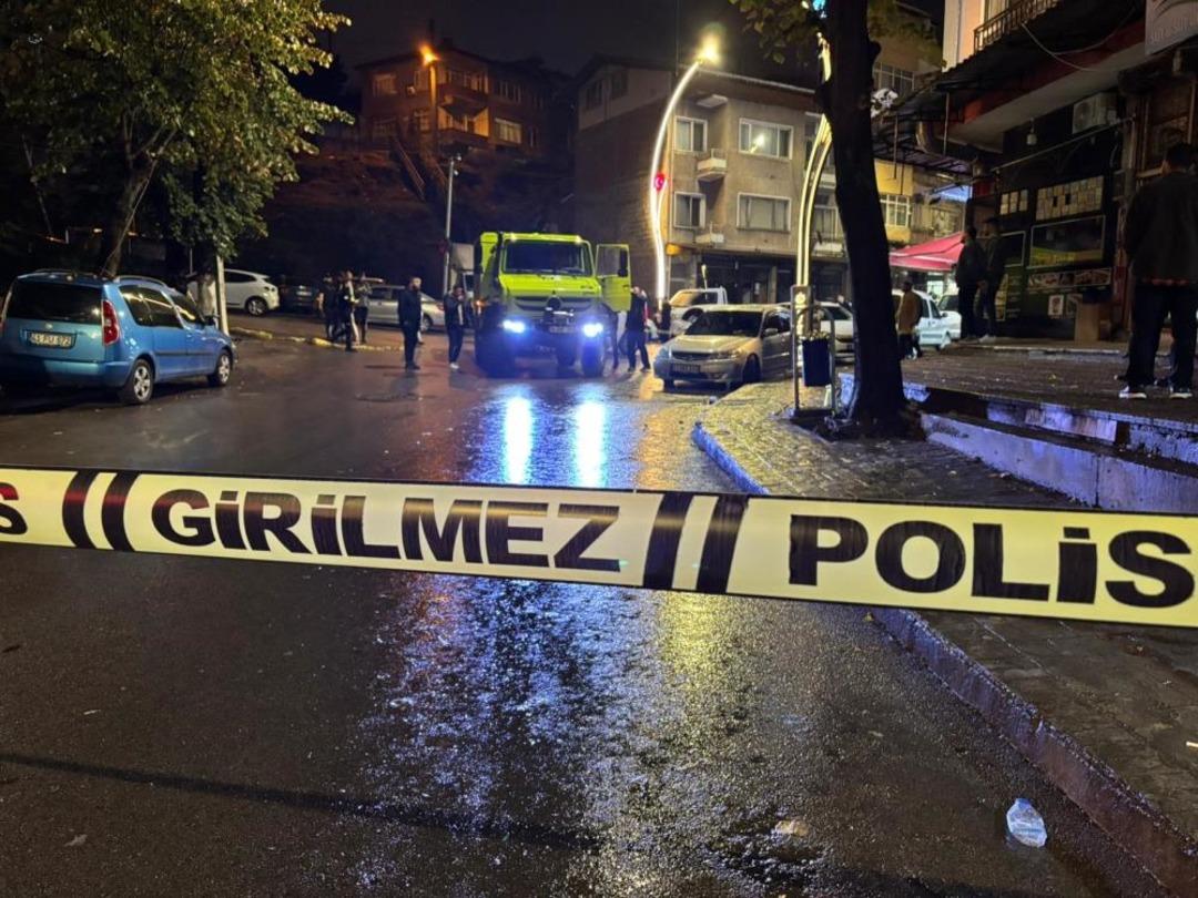 Sokak ortasında cinayet kamerada: Çevreyi jiletle rahatsız eden tabancayla 2 tabancayla vuruldu