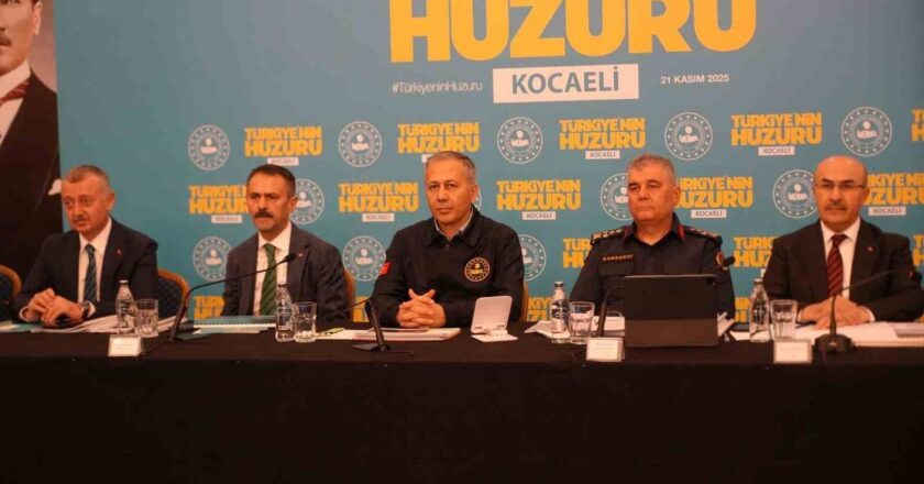 Bakan Yerlikaya: “Tek hedefimiz 688 bin arkadaşımızla aziz milletimizin huzur ve güvenliği”